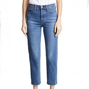 Size 29 Levi’s Wedgie Straight Jeans